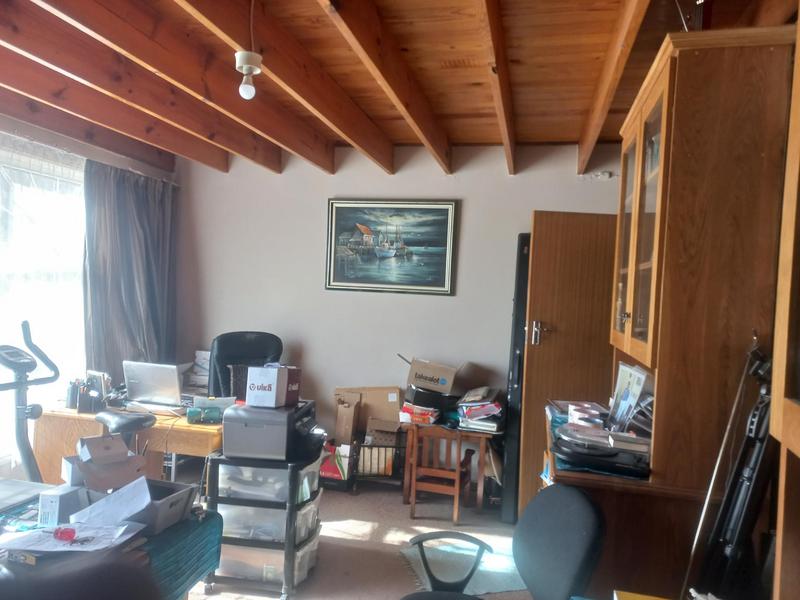 6 Bedroom Property for Sale in Queenstown Central Eastern Cape
